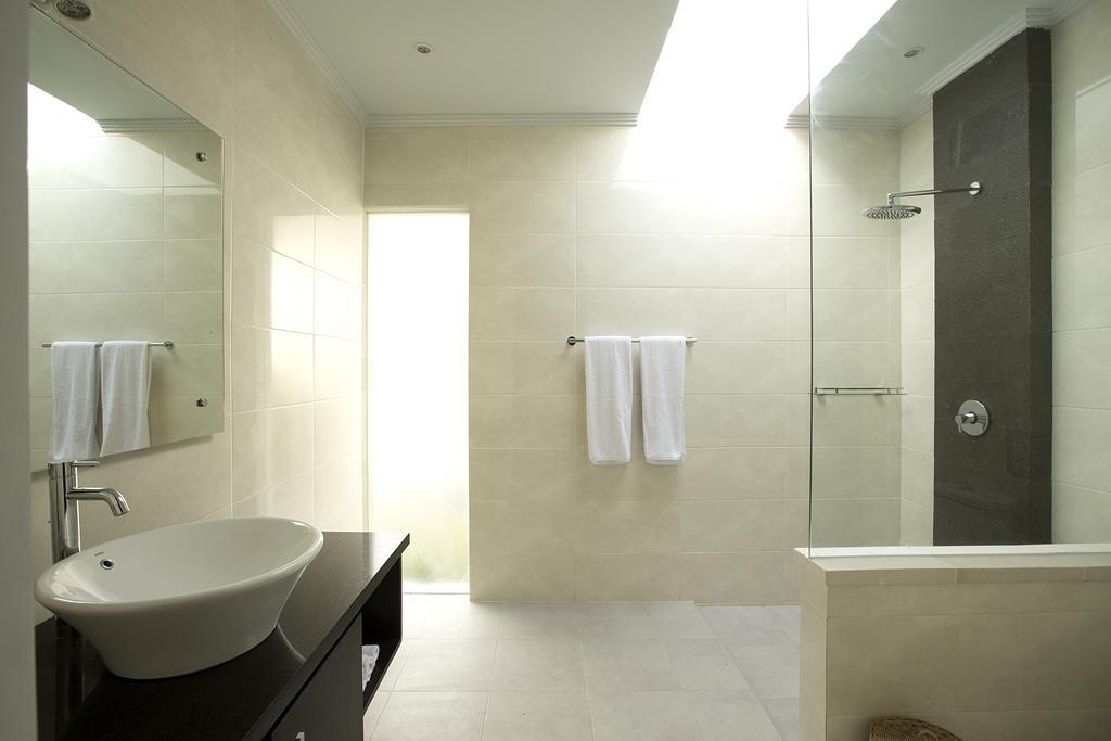 Blue Marlin Legian Villa Room photo