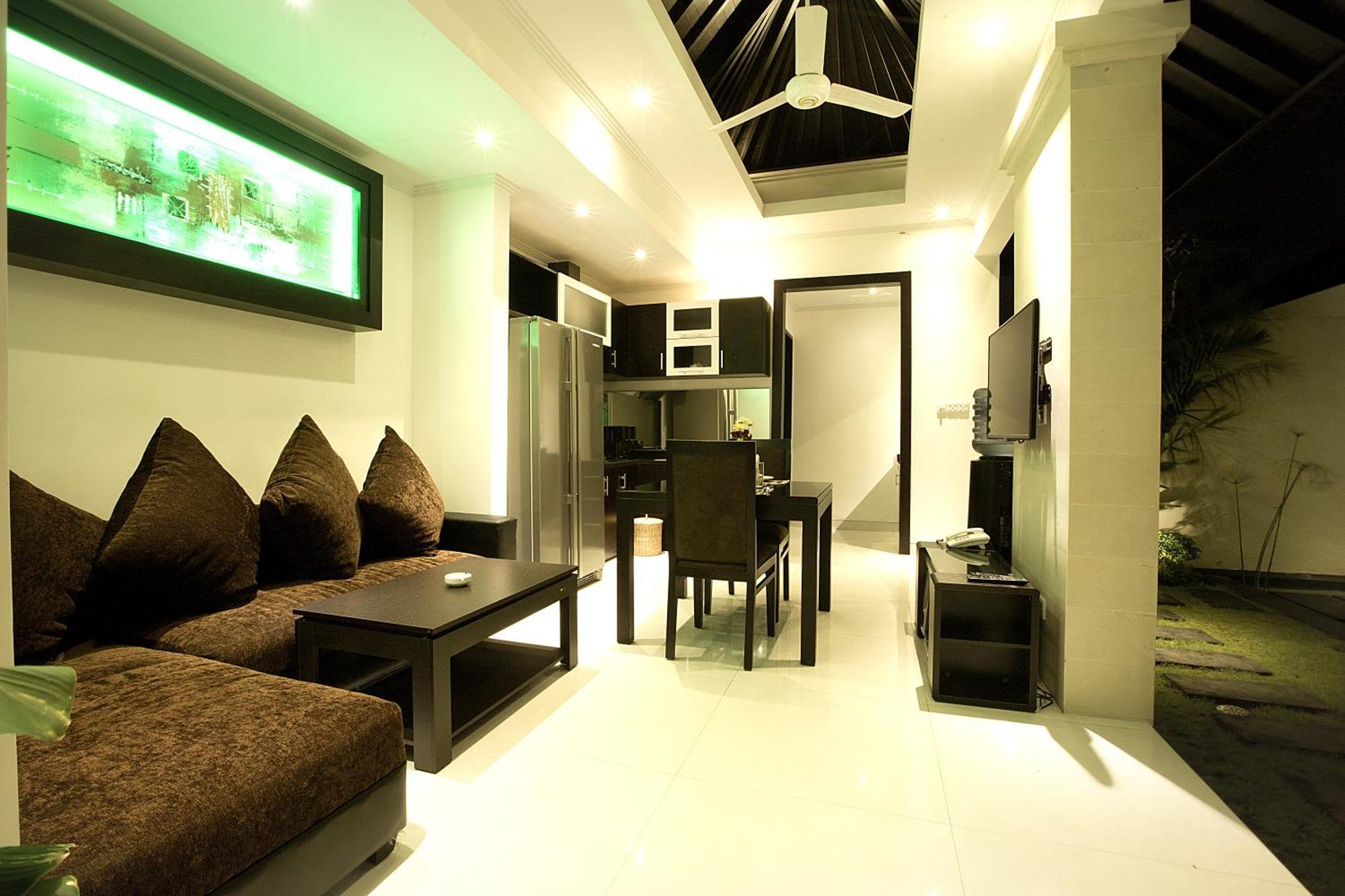 Blue Marlin Legian Villa Exterior photo