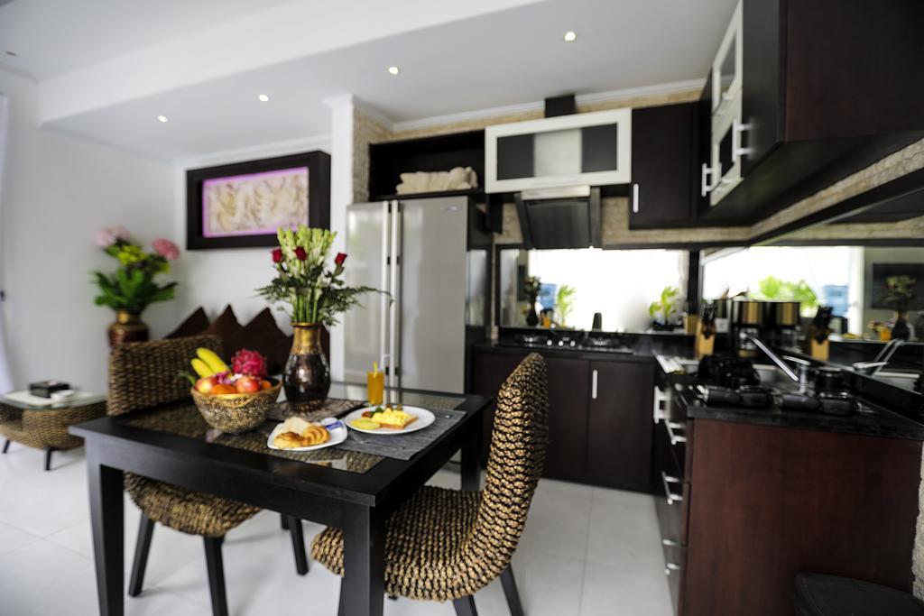 Blue Marlin Legian Villa Exterior photo