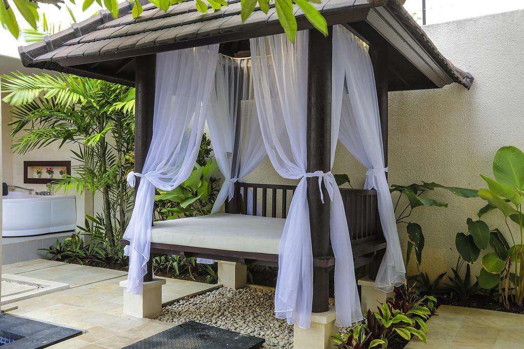 Blue Marlin Legian Villa Exterior photo